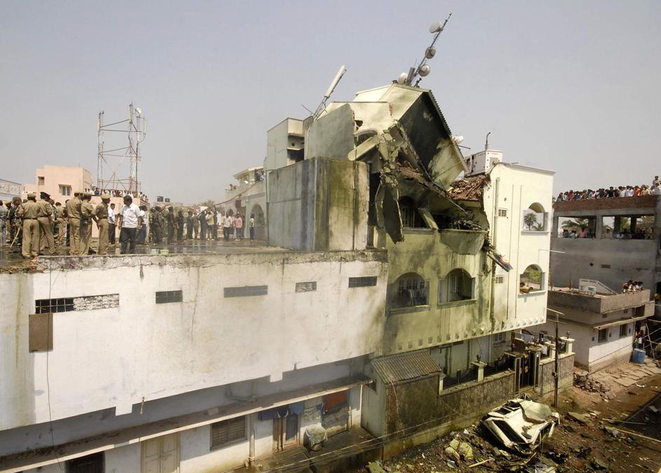 Indija, nesreča, strmoglavljenje, letalo