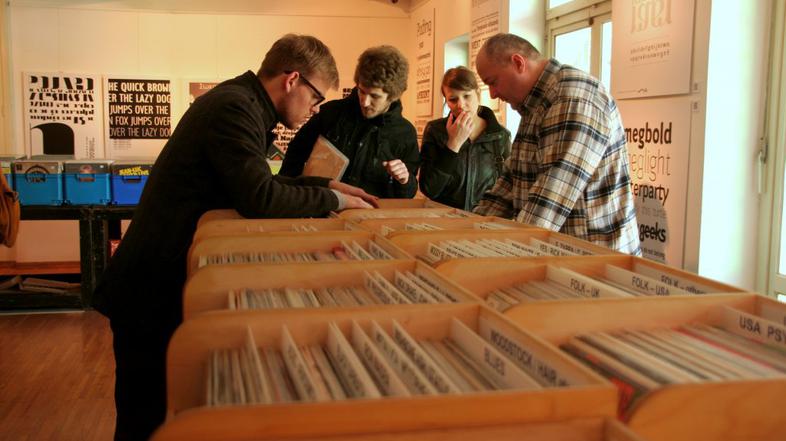 Čez vikend se je v KUD-u France Prešeren odvijal 3. mednarodni sejem gramofonski