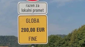 Dobrova - Polhov Gradec lokalni promet znak globa