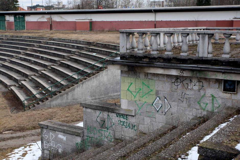 Stadion za Bežigradom bo lahko imel 12 tisoč sedežev, a Pečečnik razmišlja, da b | Avtor: Žurnal24 main