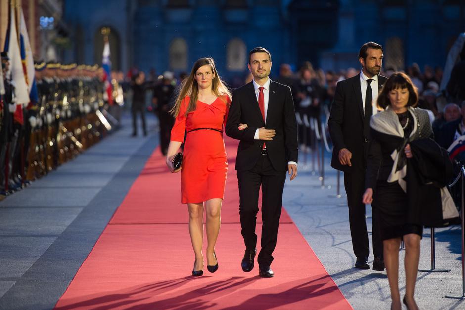 Matej Tonin s soprogo na državni proslavi na Kongresnem trgu | Avtor: Anže Petkovšek