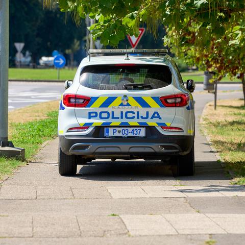Policija