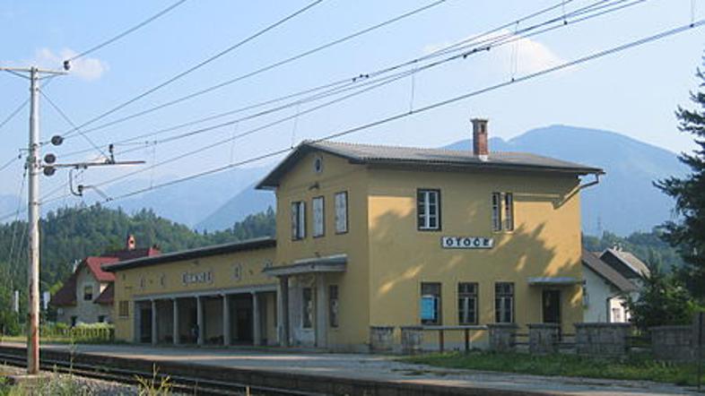 Železniška postaja Otoče