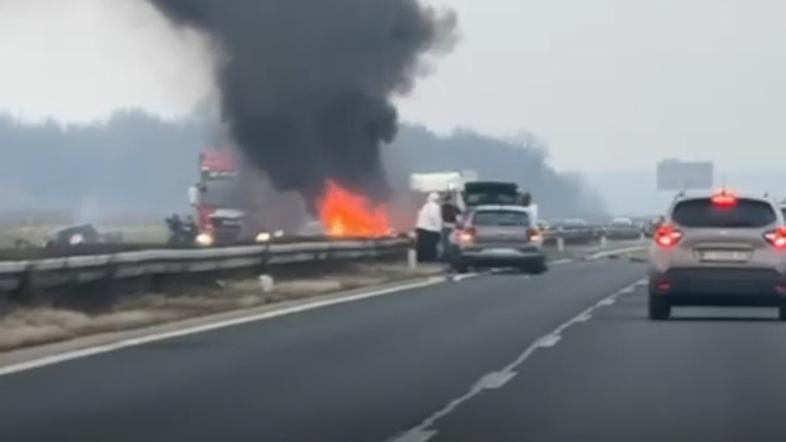 nesreča Jastrebarsko goreč avtomobil