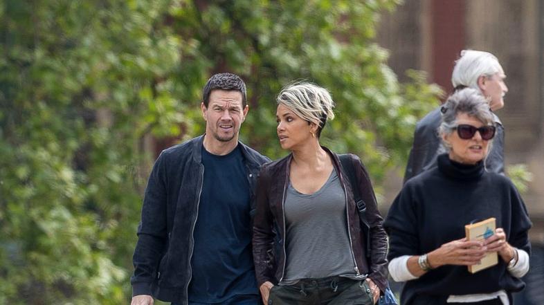 Snemanje filma Our Man from Jersey v Londonu; Halle Berry, Mark Wahlberg