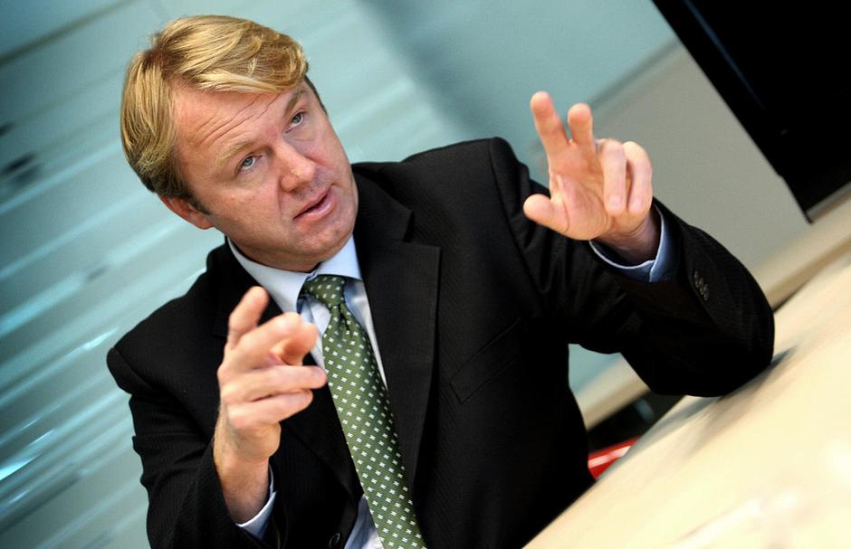 Golobič ocenjuje, da v HSE z današnjim odzivom niso "prav v ničemer z argumenti  | Avtor: Žurnal24 main