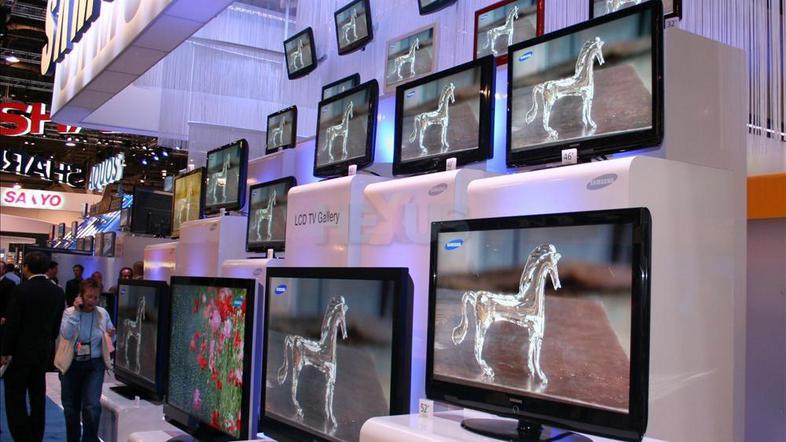 Lestvica energijsko najmanj potratnih televizorjev s podatki o porabi in prihran