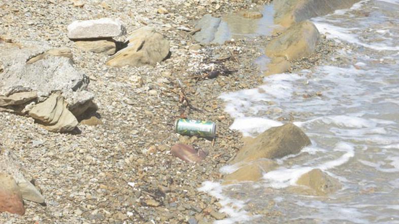 Smeti na slovenski obali 