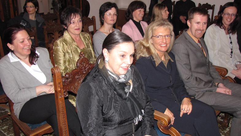 Pred odprtjem mediacijskega središča so v Kranju izobrazili skupino mediatorjev,