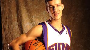 Goran Dragić se bo reprezentanci pridružil na turnirju na Kitajskem. (Foto: suns