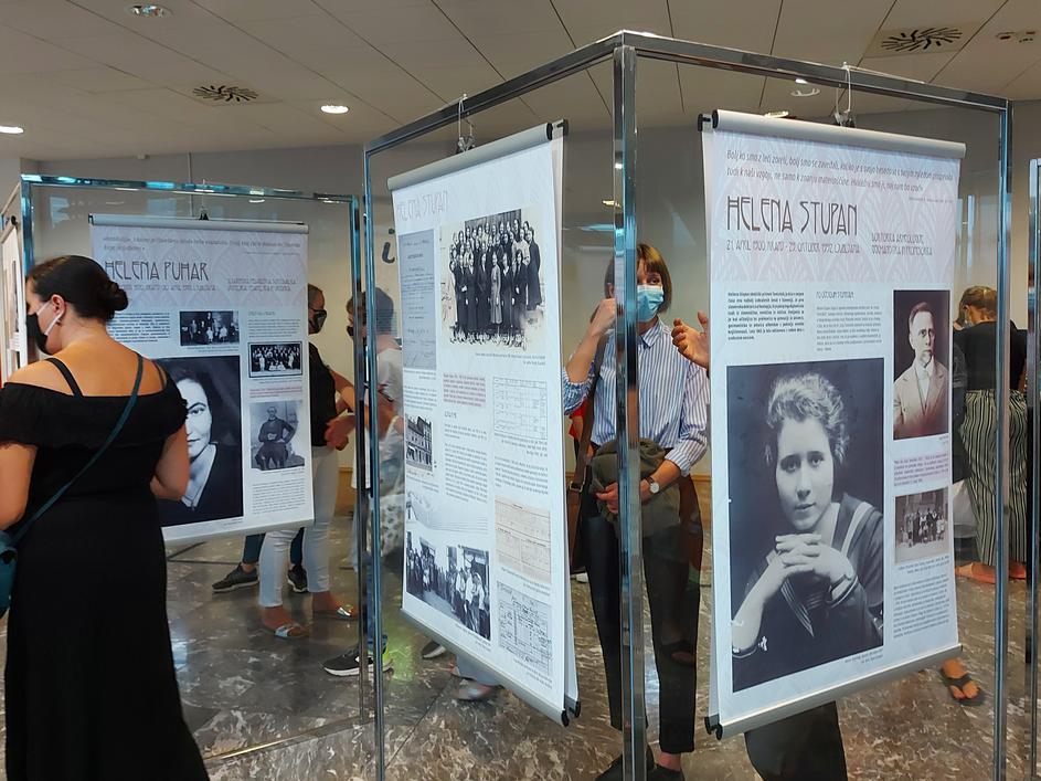 Razstava v Mestni knjižnici Kranj o treh žlahtnih Gorenjkah