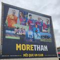 Barcelona, plakat pred Camp Nouom