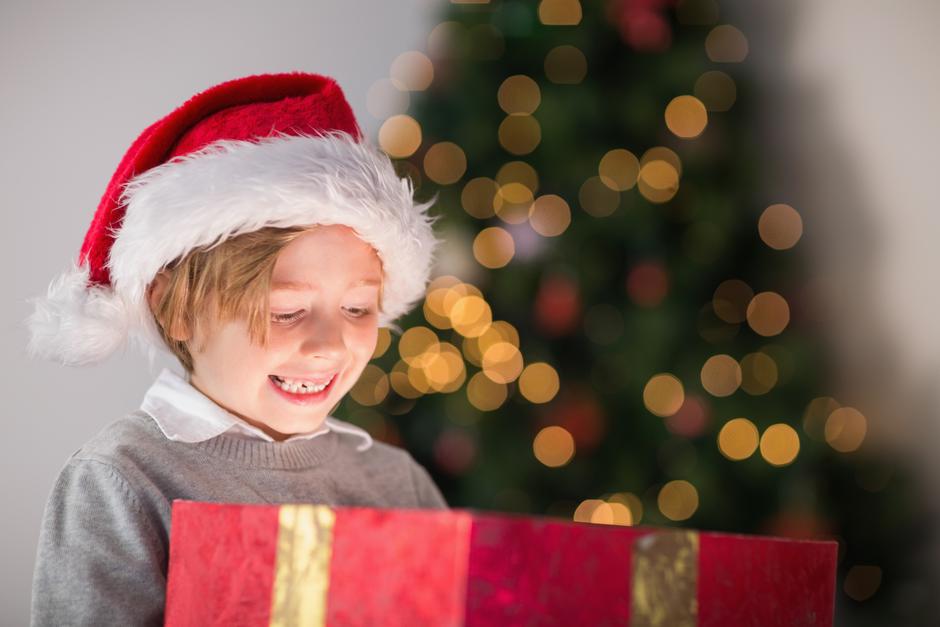 Božična in novoletna darila | Avtor: Profimedia