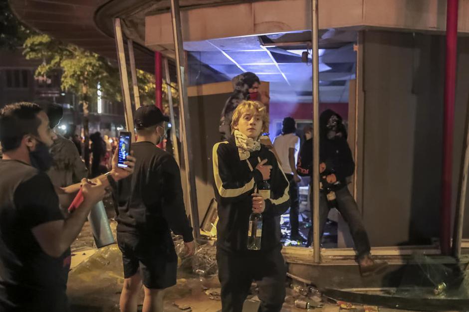 Minneapolis | Avtor: 