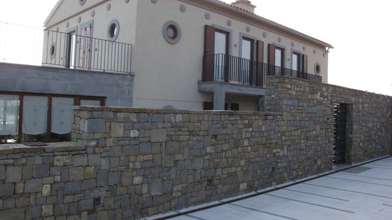 slovenija 27.03.13. vitoslav turk, seca, crna gradnja, soline, piran, vila, foto