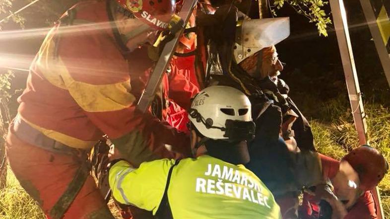 Reševanje iz Netopirjeve jame pri Sežani