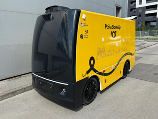 Robot Pošta Slovenija