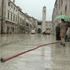 Na znamenitem Stradunu je bilo pol metra vode. 