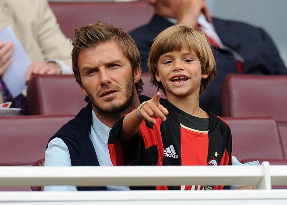 Romeo Beckham, srednji sin slavnega para, je 1. septembra dopolnil 8 let. 