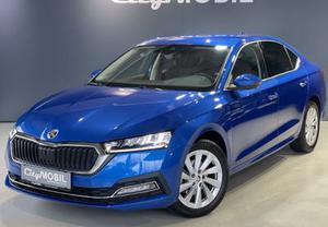 Škoda Octavia 1.LASTNIK-RADAR-VIRTUAL-KEYLESS-NAVIGACIJA-MEMORY