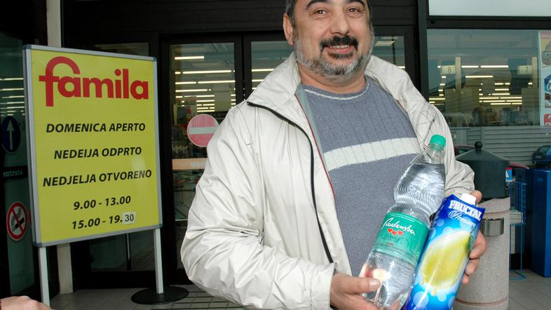 V trgovski verigi Famila slovenske izdelke kupujejo predvsem Slovenci.