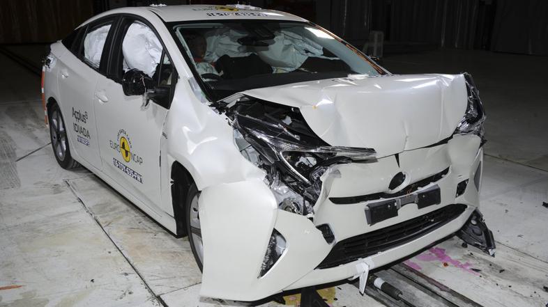 Euro NCAP toyota prius
