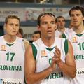 Slovenija, reprezentanca, Zoran Dragić, Jaka Blažič, Samo udrih, nachbar