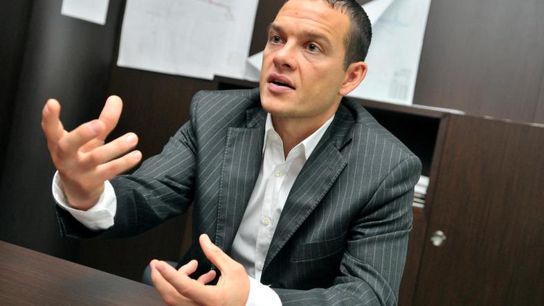 Nenad Protega meni, da Interblockovi mladeniči še niso zreli za tujino. (Foto: A