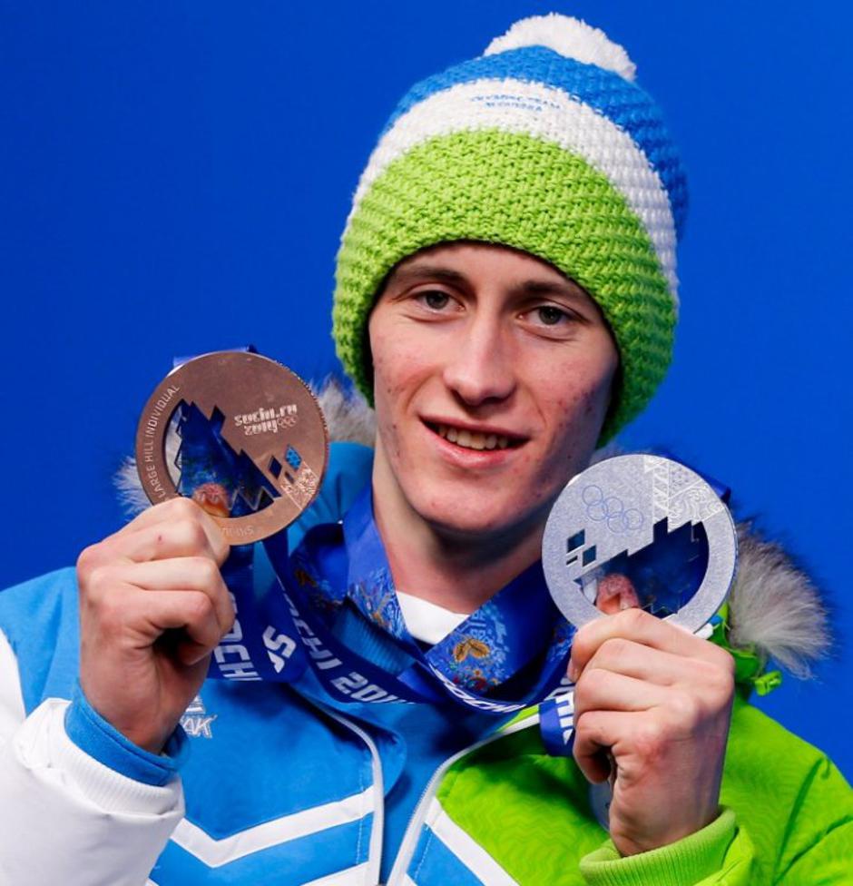 Peter Prevc s kolajnama | Avtor: STA