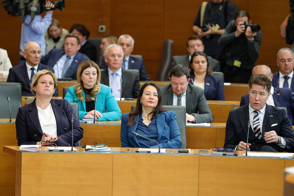 sds | Avtor: Saša Despot