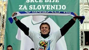 V nasprotju z reprezentanco Zlatko Dedić pri Bochumu ni našel sreče. (Foto: Saša