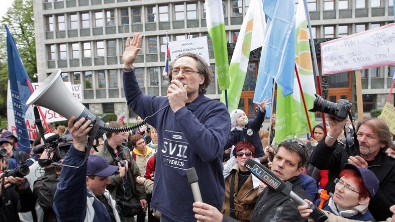 Slovenija 18.04.12, stavka, ljubljana, protest, stavka javnega sektorja, branimi