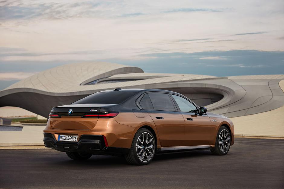 BMW i7 M70 xDrive | Avtor: BMW