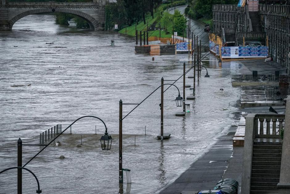 močno narasla reka Pad v Torinu | Avtor: Profimedia