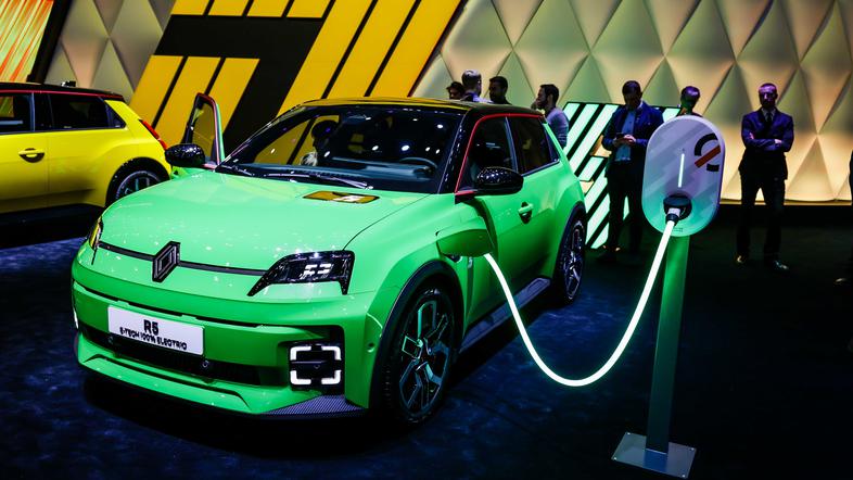 geneva motor show 2024 Renault R5 electrique