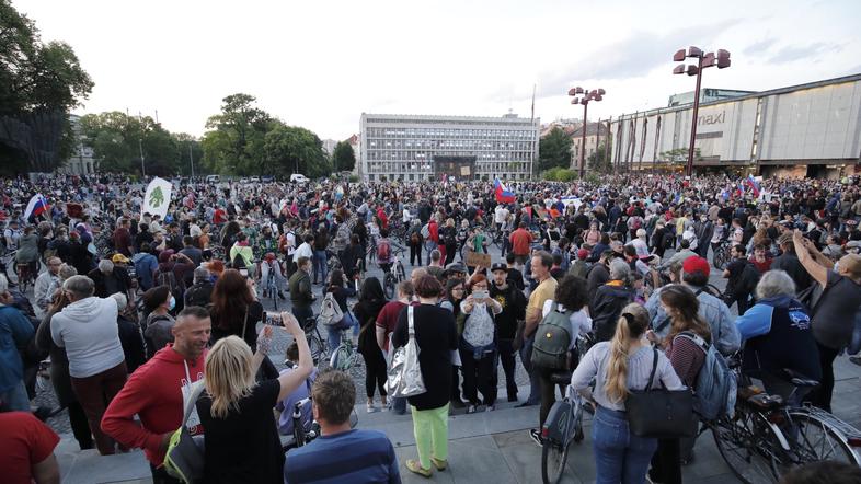 5. protivladni protest