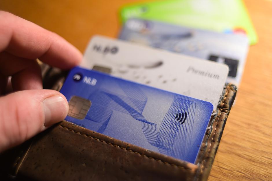 NLB bančna kartica | Avtor: Anže Petkovšek