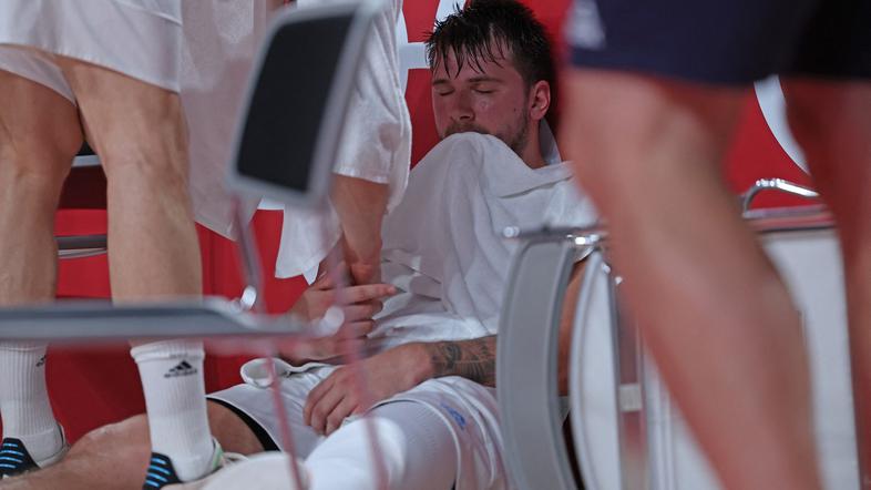 Dončić (žalosten pogled)