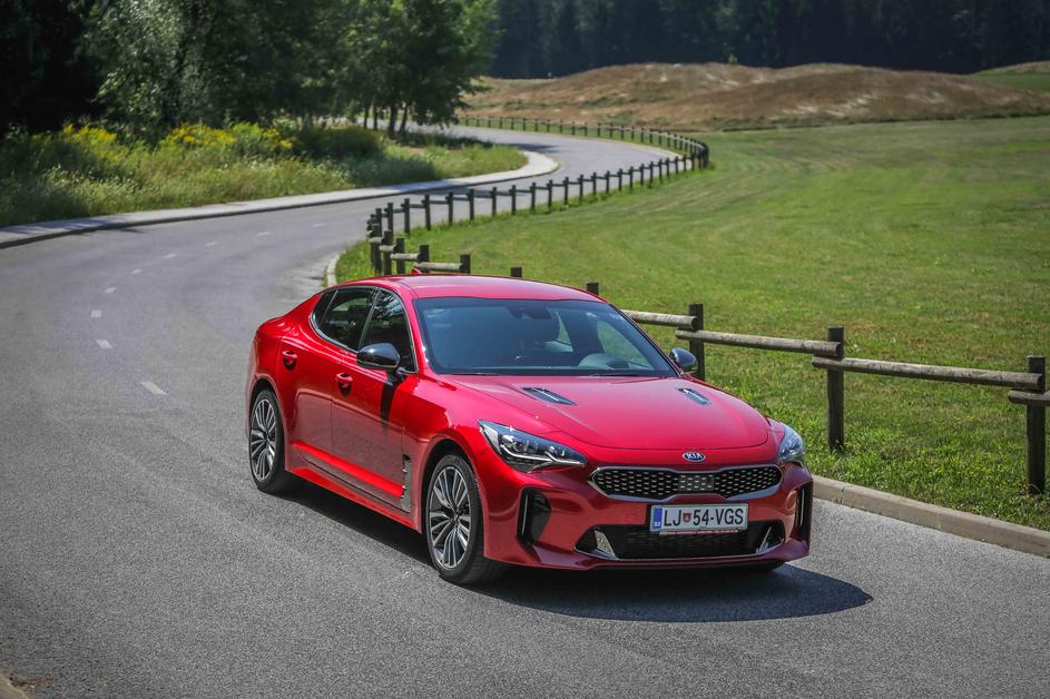 Kia stinger