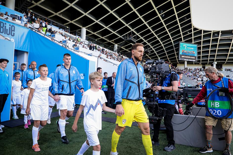 nogomet, liga narodov, Slovenija - Škotska