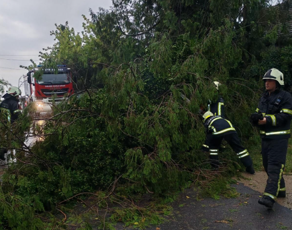 osijek neurje | Avtor: DVD Osijek Donji grad/Facebook