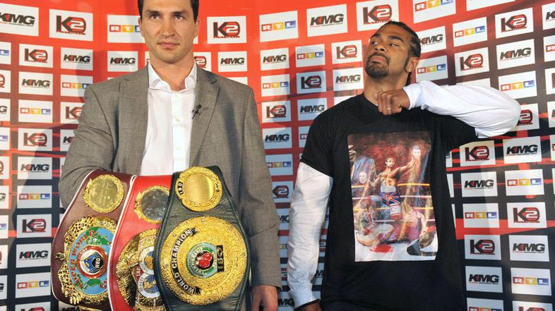 Vladimir Kličko (levo) je prepričan, da bodo pasovi ostali v njegovi lasti. (Fot
