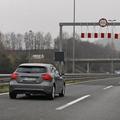 Avtocesta levi pas prehitevanje vožnja