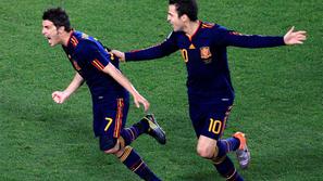 David Villa gol zadetek veselje proslavljanje slavje Francesc Fabregas