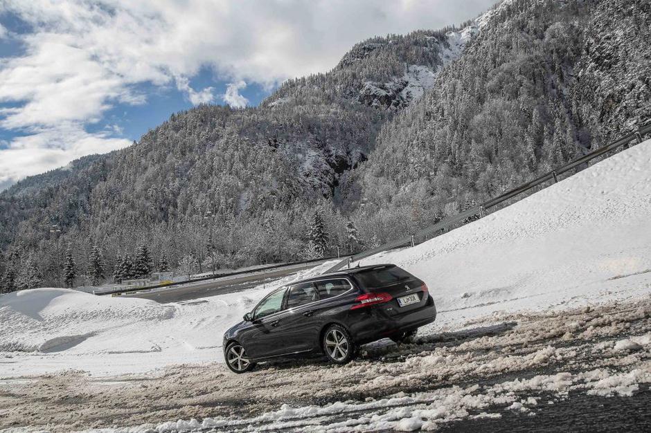 Trening vožnje po snegu | Avtor: Saša Despot