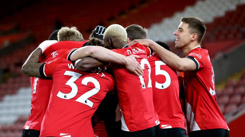 Southampton : Liverpool