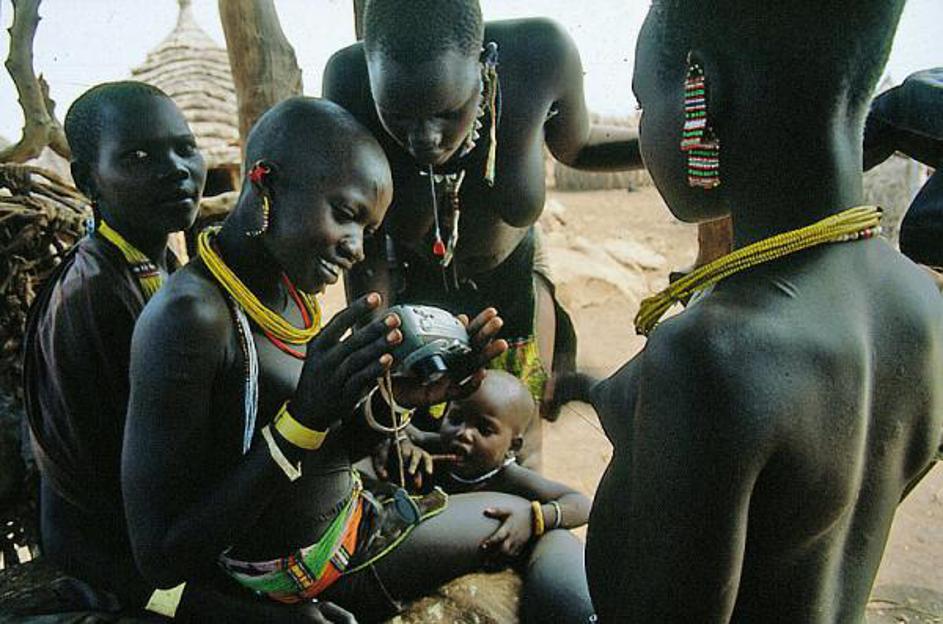 Oči in ušesa boga – videonadzor Sudana