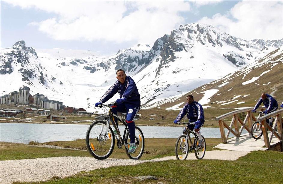 Francozi priprave za SP 2010 Tignes gorski zrak