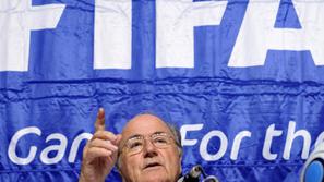 Sepp Blatter, predsednik Fifa, bo imel v prihodnjih dneh kar nekaj težav s preis