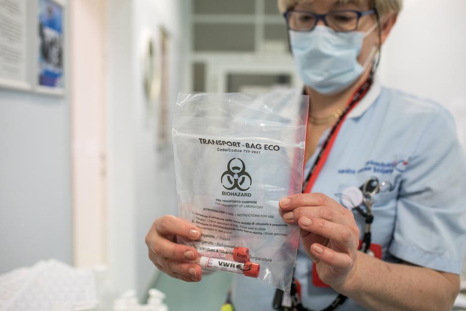 Covid-19, UKC Ljubljana | Avtor: Matej Povše za UKC LJ